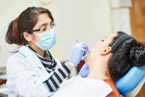 Common Dental Concerns for Aging Parents: How to Address Them with Compassion