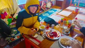How to avoid getting sick from teahouse food in the EBC Trek